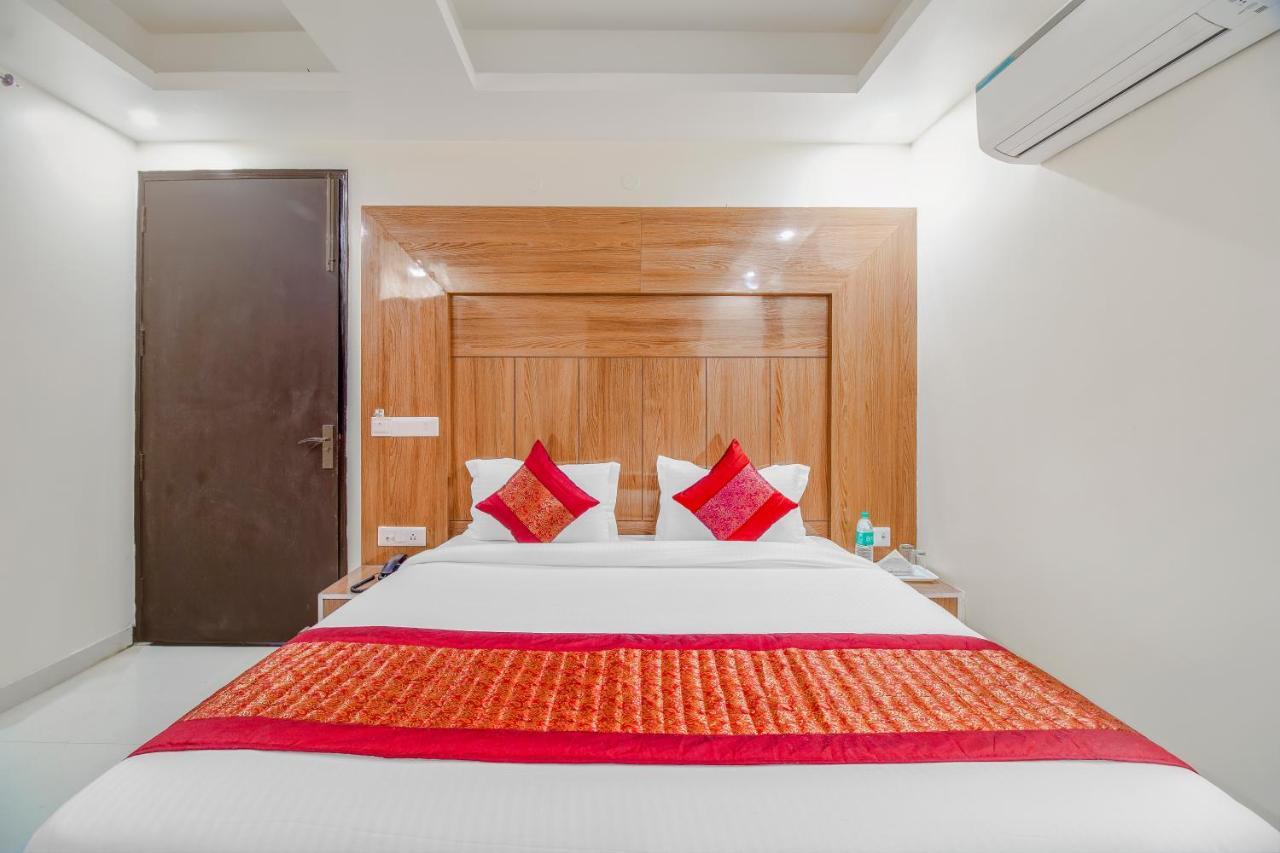Hotel Classic Plaza At Delhi Airport Nueva Delhi Exterior foto
