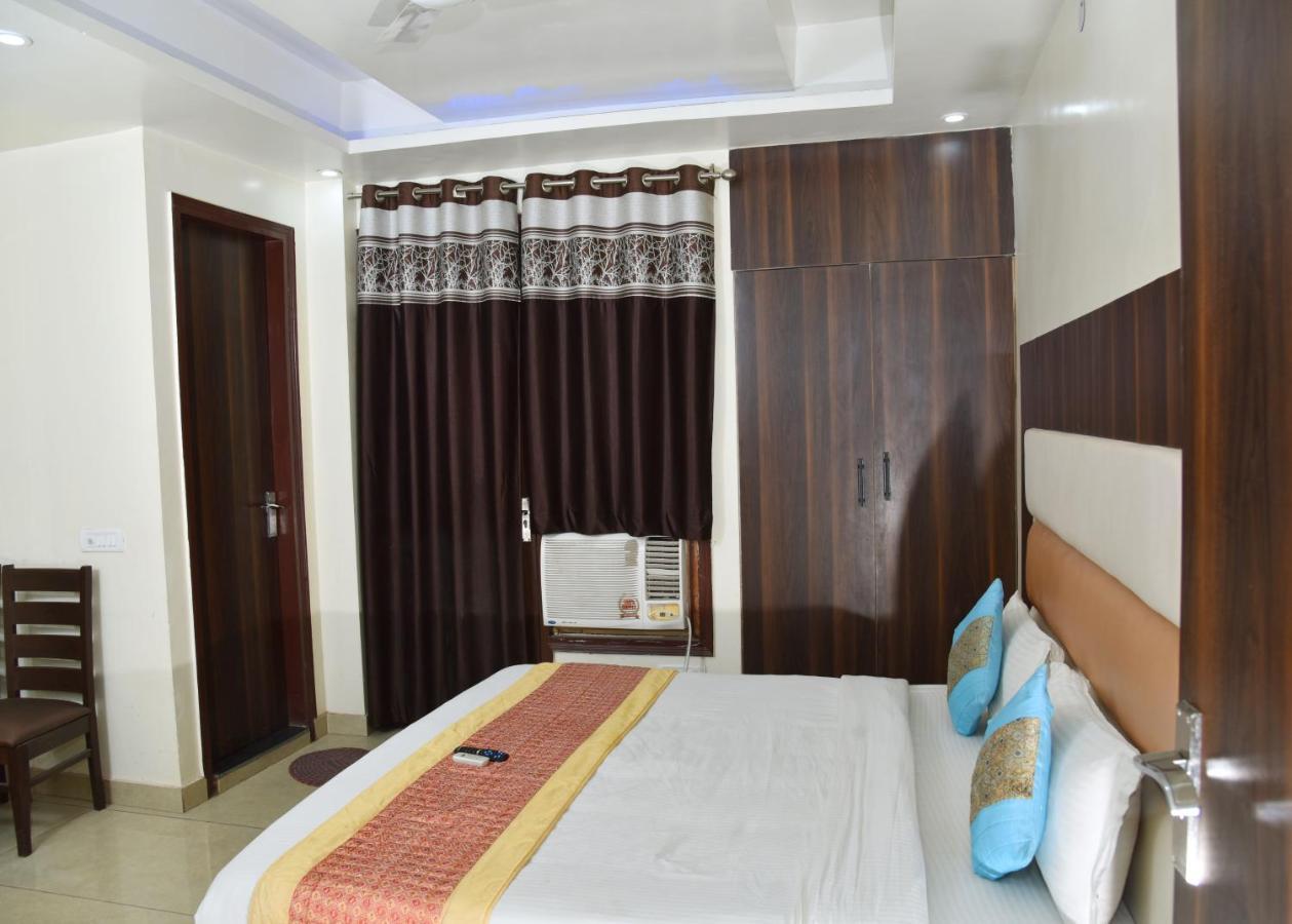 Hotel Classic Plaza At Delhi Airport Nueva Delhi Exterior foto